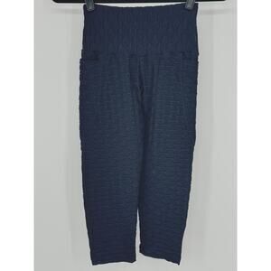 First Step Gym Clothes Women Corsario Scrunch Capri Leggings Size L NWT